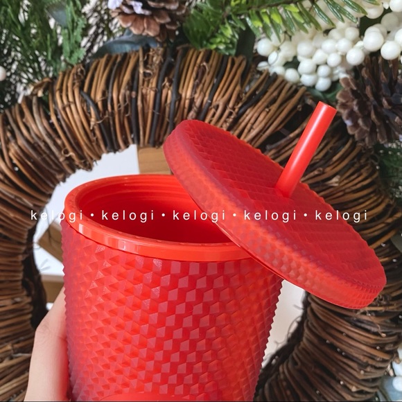 ❤️NEW❤️2021 Starbucks Matte Red Velvet Studded Cup - Picture 6 of 9